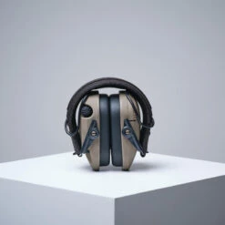 CASQUE ÉLECTRONIQUE ANTI-BRUIT WALKER'S RAZOR SAVANE -Chasse Fournitures Boutique casque electronique anti bruit walkers razor savane 3