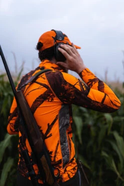 T-SHIRT CHASSE RESPIRANT MANCHES LONGUES CAMOUFLAGE FLUO 500 10 T-SHIRT CHASSE RESPIRANT MANCHES LONGUES CAMOUFLAGE FLUO 500 -Chasse Fournitures Boutique t shirt chasse respirant manches longues camouflage fluo 500 2